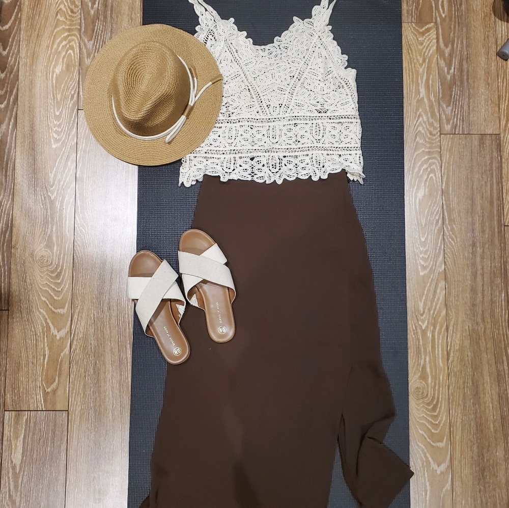 Brown Midi Skirt with a side slit & lining
